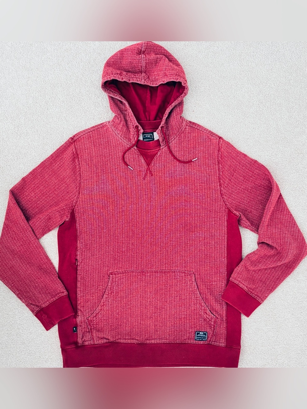 Nike Men’s Red Herringbone Retro Pullover Training Hoodie Size Large